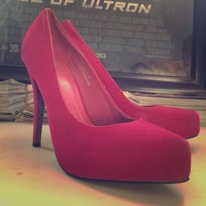 !! SHIEKH Hot Pink Pumps SIZE 8