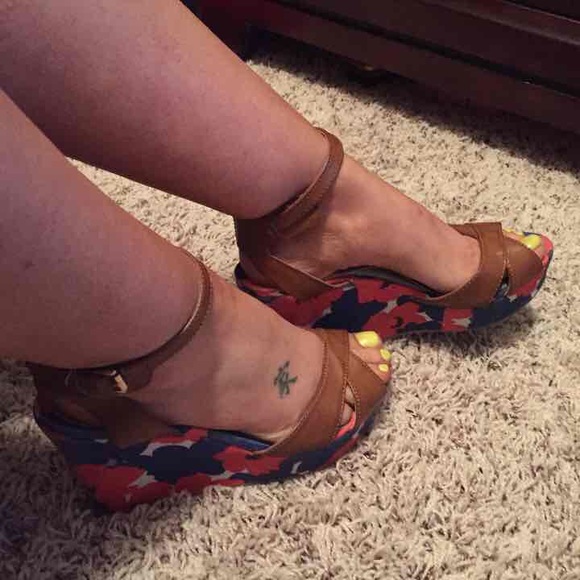 Tommy Hilfiger wedges