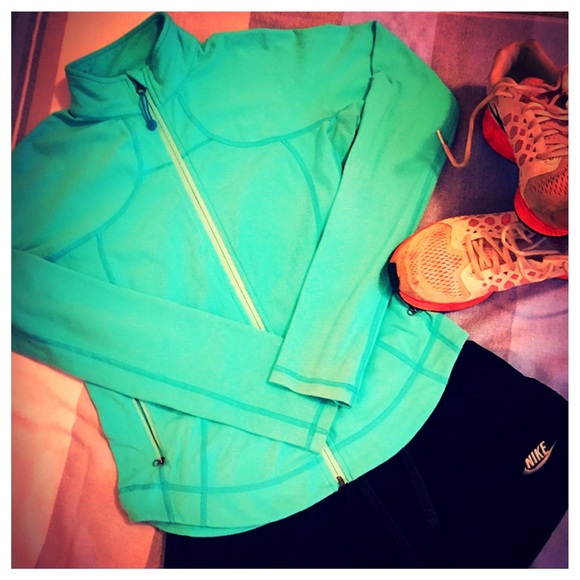 Lululemon Teal/Aqua Zip-Up
