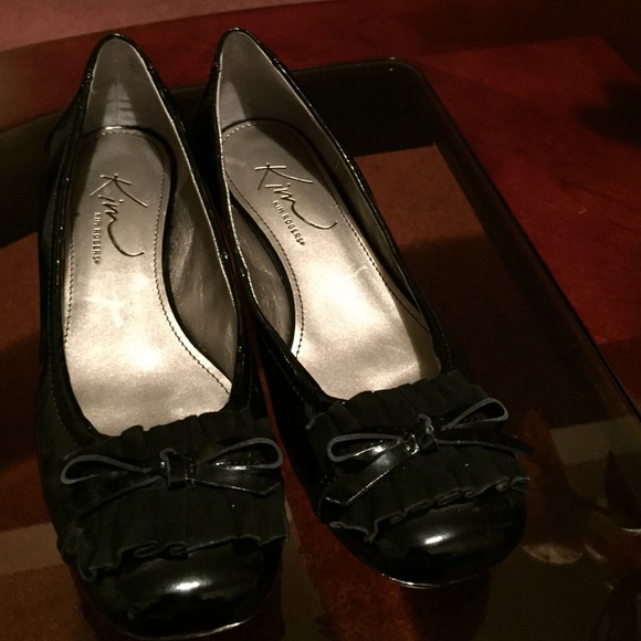 Shoes - Picture 2 of 2