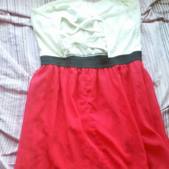 Hi-Lo Homecoming Dress - Picture 2 of 2