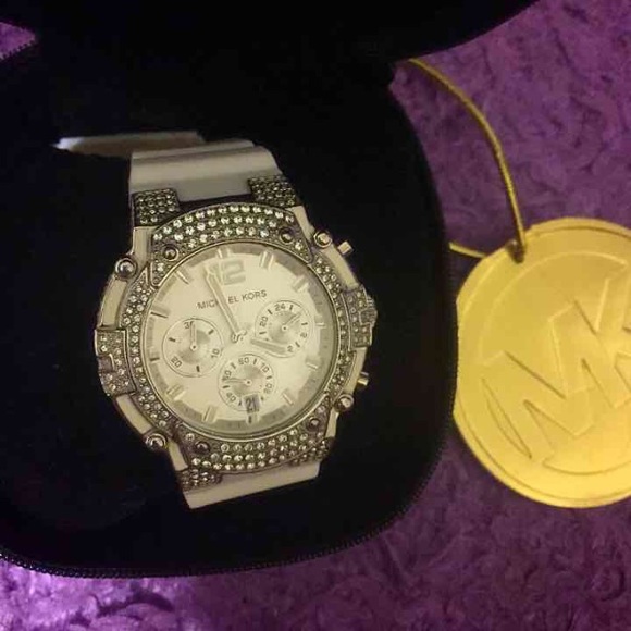 Michael kors watch - Picture 1 of 4