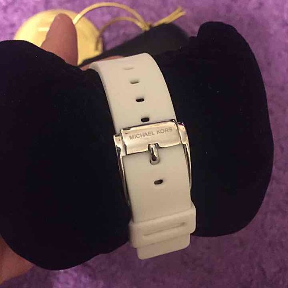 Michael kors watch - Picture 3 of 4