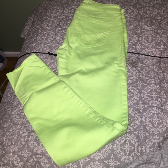 Hollister Pants - HOLLISTER LIME GREEN SKINNY JEANS 💚