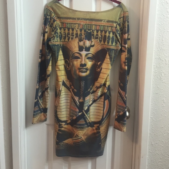 Egyptian fitted dress