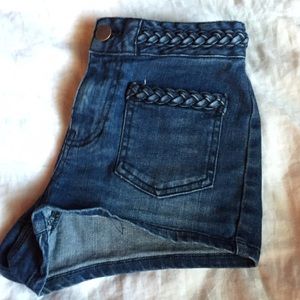 House of Harlow high rise shorts