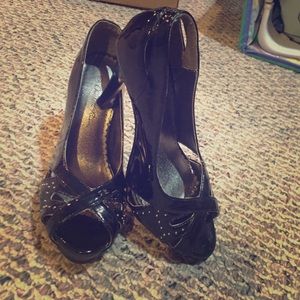 Black heals