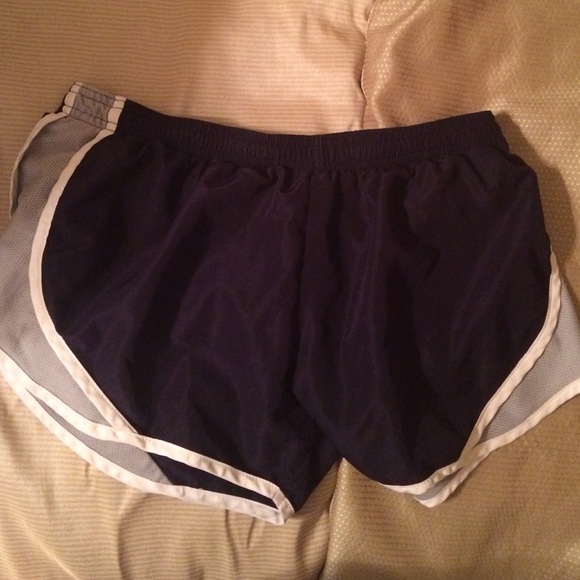 ❗️SOLD ON MERCARI❗️ Running Shorts Bundle - Picture 3 of 4