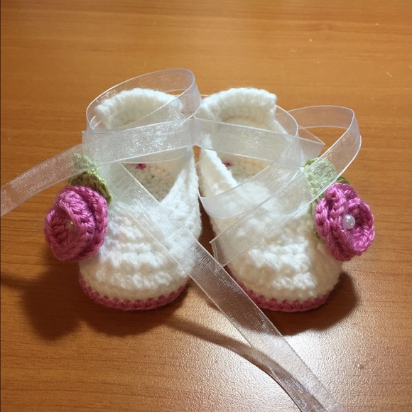 Beautiful crochet ballet slippers. - Picture 1 of 2