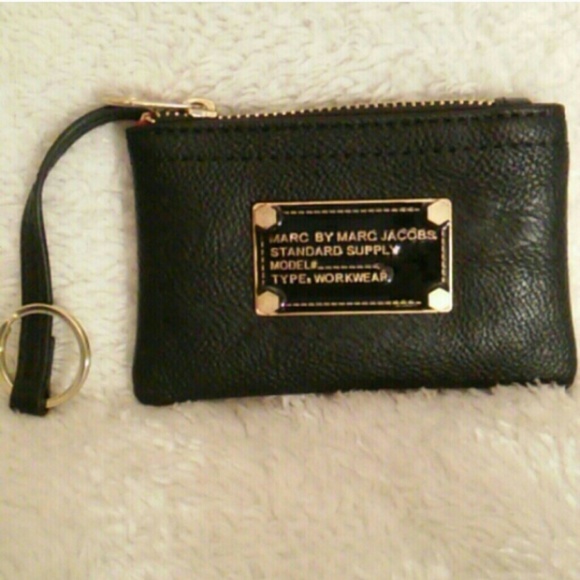 Marc Jacobs wristlet - Picture 1 of 4