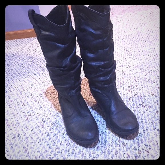 Black boots