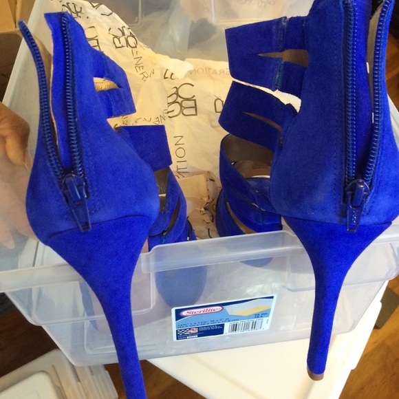 Blue/Cobalt BCBGeneration Heels - Picture 4 of 4