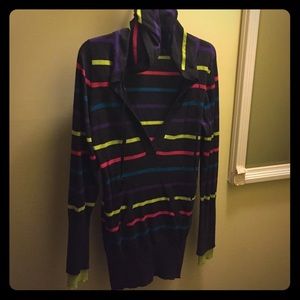 Hooded V-neck sweater