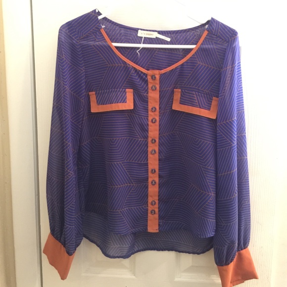 Blu pepper top size small - Picture 1 of 3