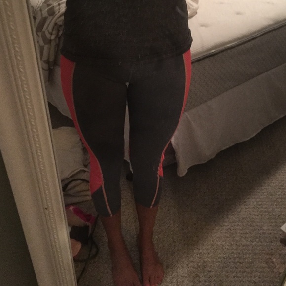 Victoria's Secret workout capris
