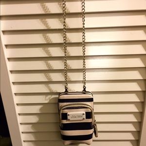 Nine West phone/ wallet cross body
