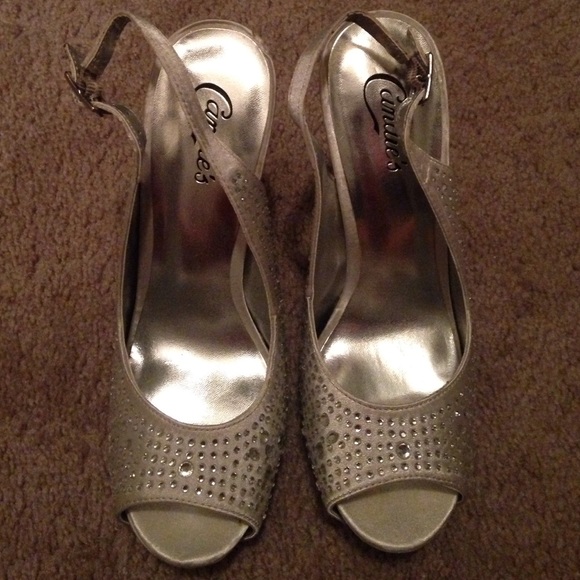 Candies silver heels - Picture 1 of 3