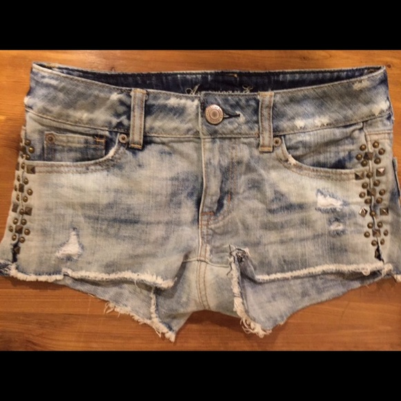 Acid washed denim shorts