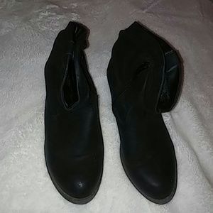 Black Cowboy Boots