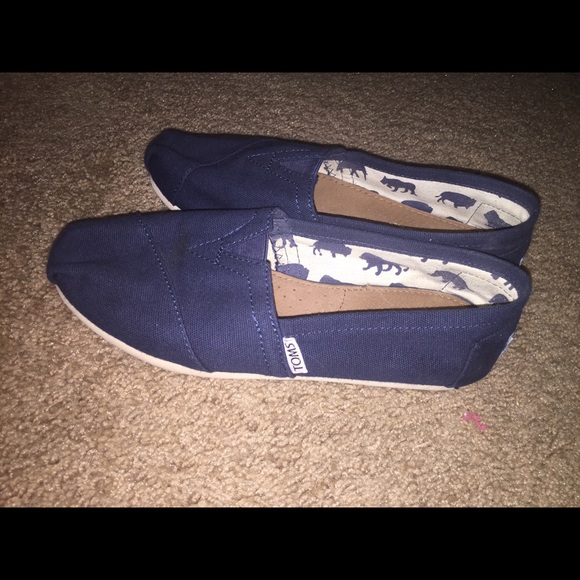 Toms navy blue