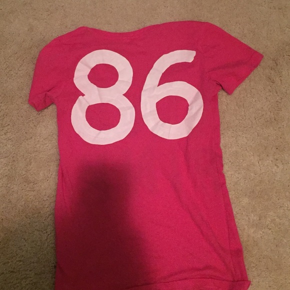 VS Pink v-neck - Picture 2 of 2