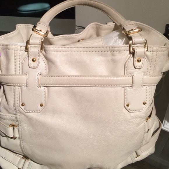🚫Gifted🚫MK cream leather Gansevoort tote - Picture 4 of 4