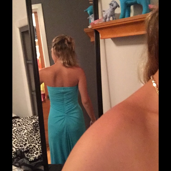 Dress - Picture 2 of 2