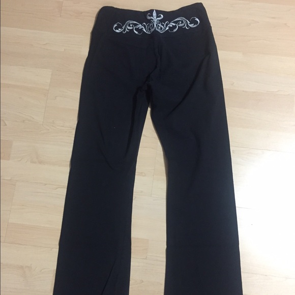 Yoga pants