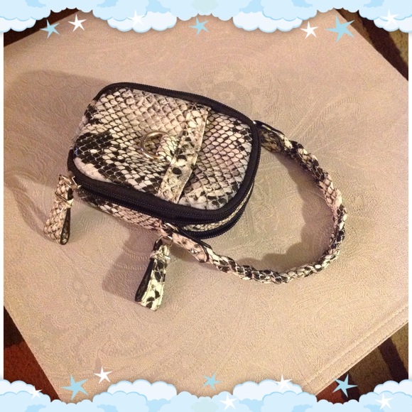 Faux Snakeskin Wristlet