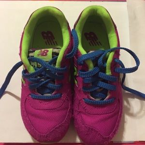 Toddler tennis shoes