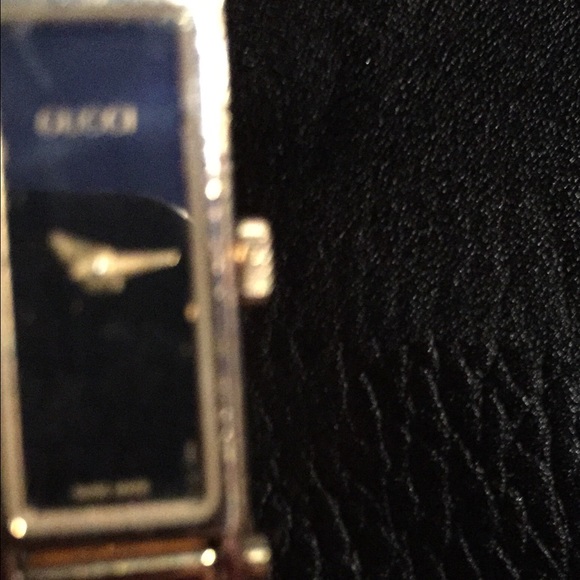 Gucci watch - Picture 1 of 4
