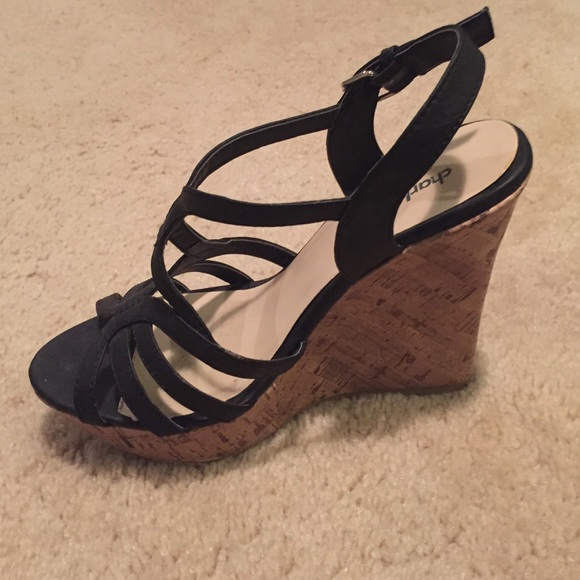 Black Charlotte Russe wedges - Picture 3 of 3