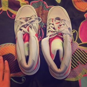 Grey girls Nike