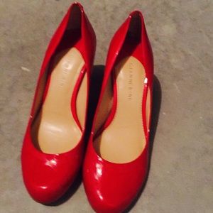 Gianni Bini pumps - red patent leather.