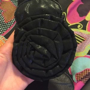 Black flower belt