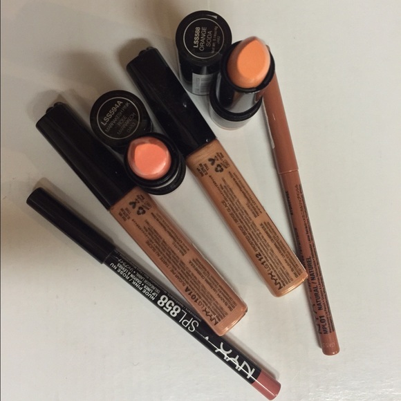 Nyx makeup cosmetics lip bundle - Picture 2 of 2