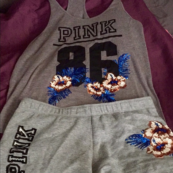 Vs bling short set. Size small
