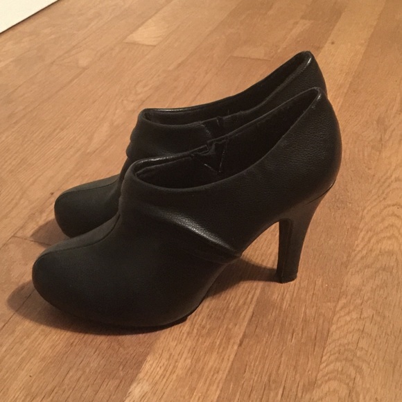 💥MAKE AN OFFER!!!💥 Madden Girl Heels