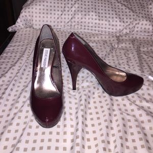 **Steve Madden heels- never worn!!**