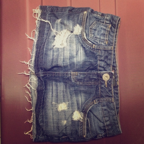 Guess mini skirt
