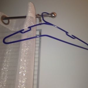 Bended hanger