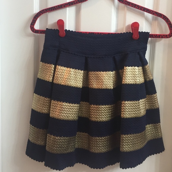 Flare mini slirt
