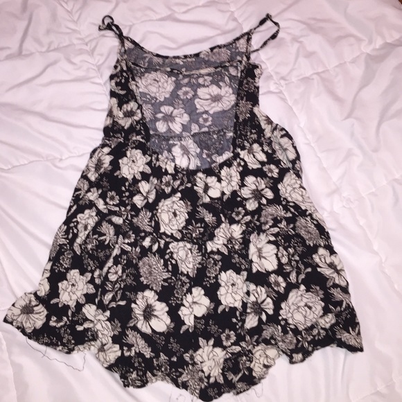 Black and white floral sun dress - Picture 2 of 2