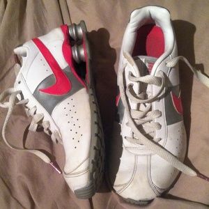 Pink n white Nike Shox