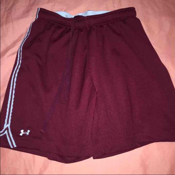 maroon UA shorts