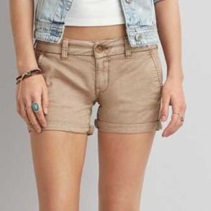 American eagle kaki shorts