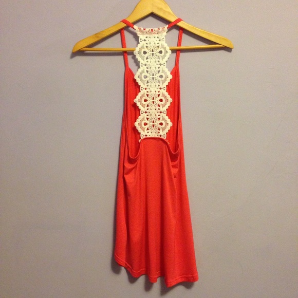 ⛔️SOLD IN BUNDLE⛔ Gorgeous coral lace back tank - Picture 3 of 3