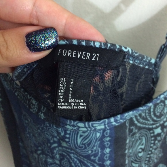 Adjustable spaghetti top - Picture 2 of 4