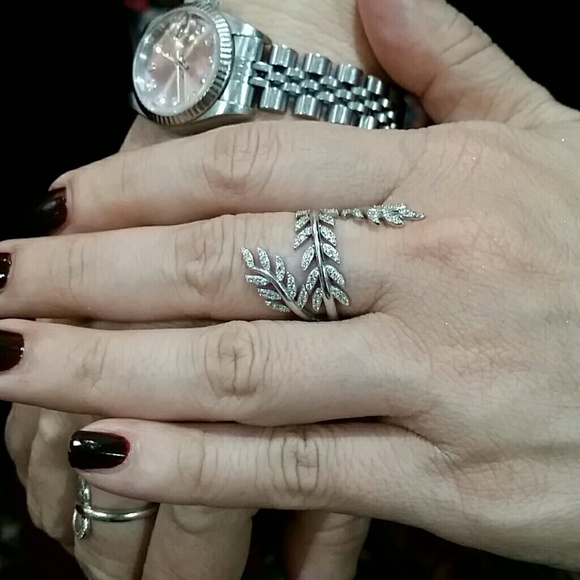 Silver ring - Picture 3 of 3