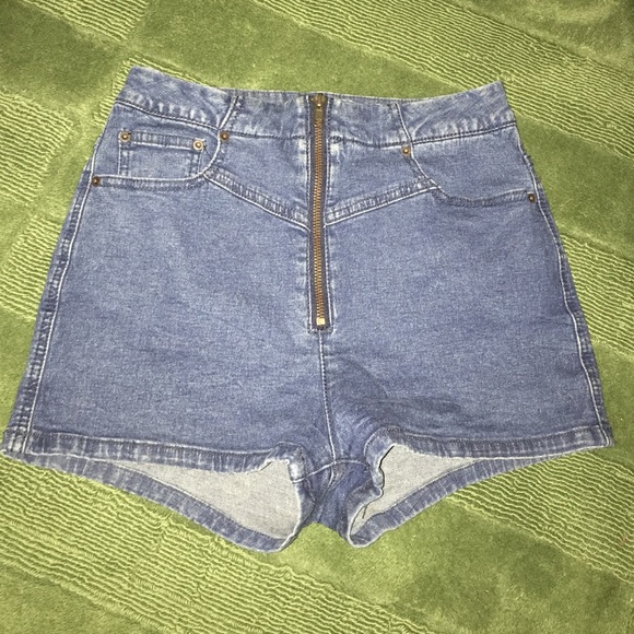 UO BDG Zip-Up Shorts